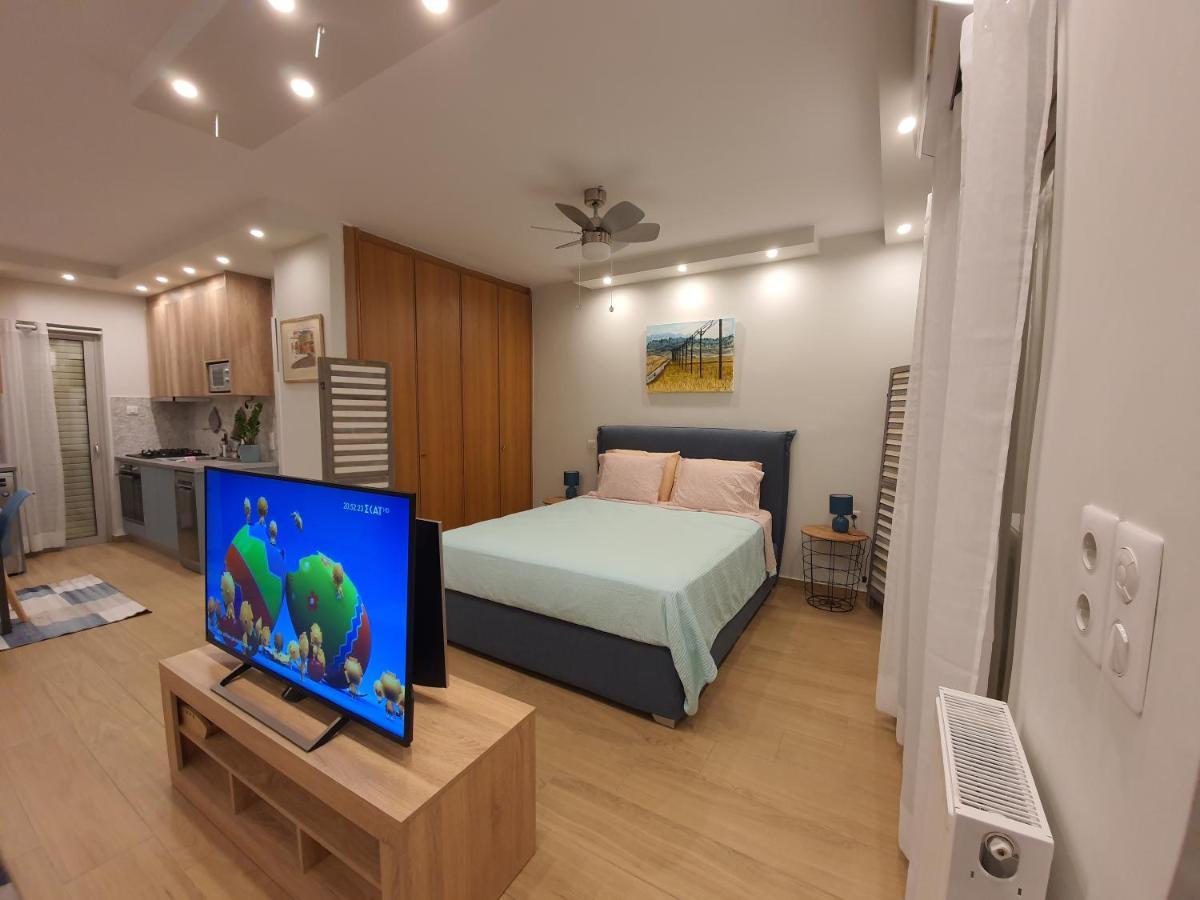 Tony'S Suite With Parking Афины Экстерьер фото